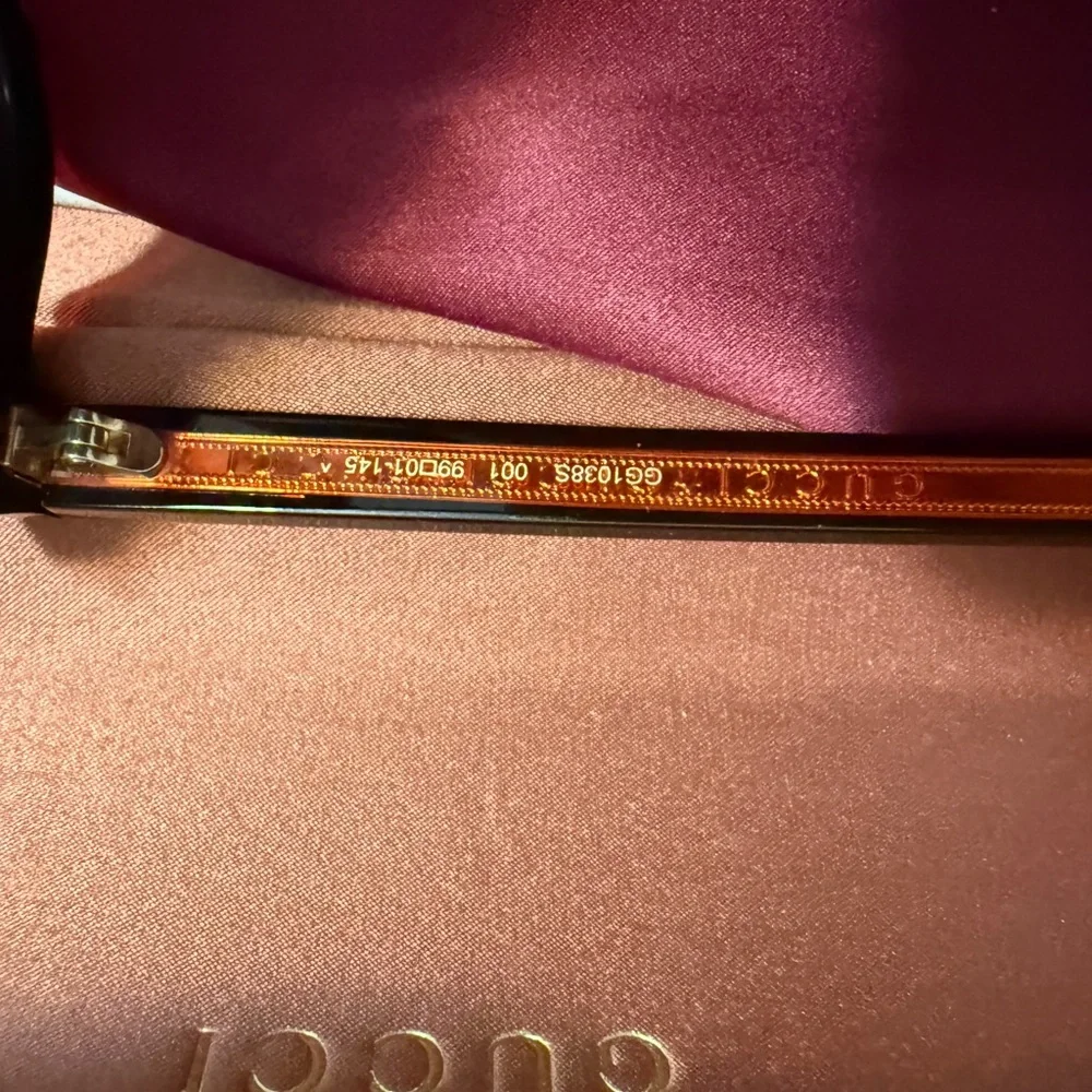 Gucci men’s  Sunglasses - Brown - Picture 2 of 7